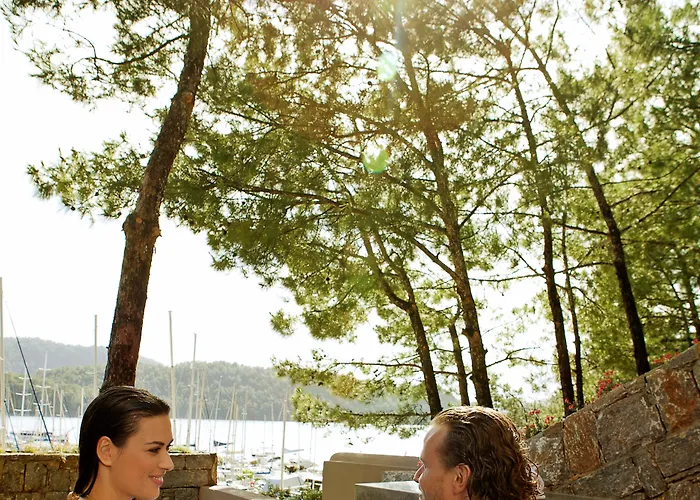 Marti Hemithea 4* مرمريس