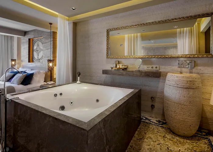 فندق Marti Hemithea مرمريس