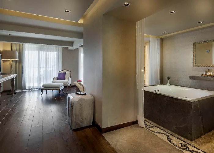 Marti Hemithea فندق