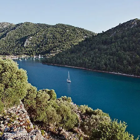 Marti Hemithea 酒店 4*