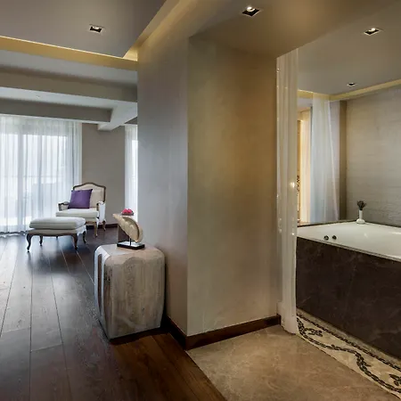 Marti Hemithea 酒店