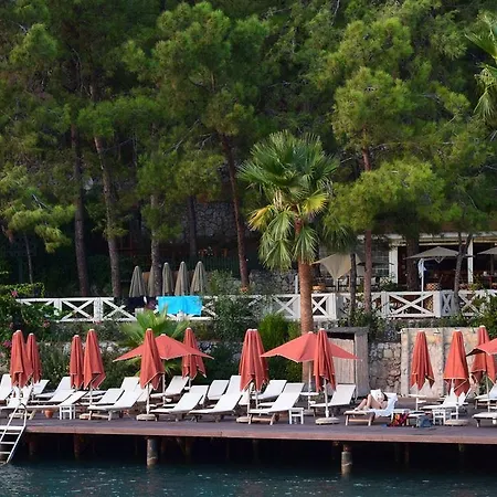 Szálloda Marti Hemithea