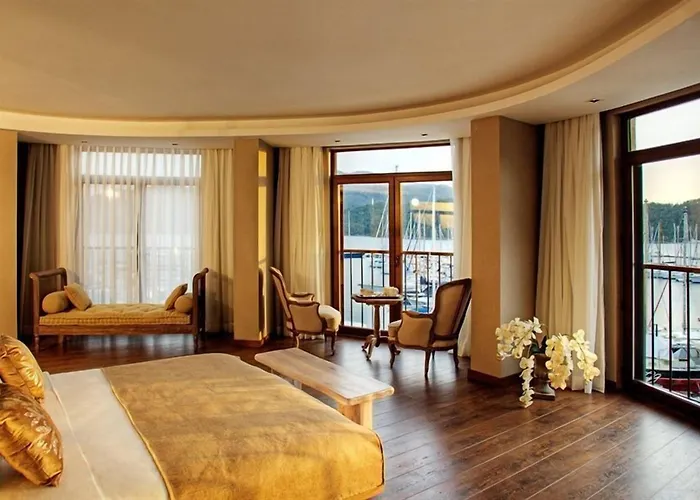 Marti Hemithea Hotel