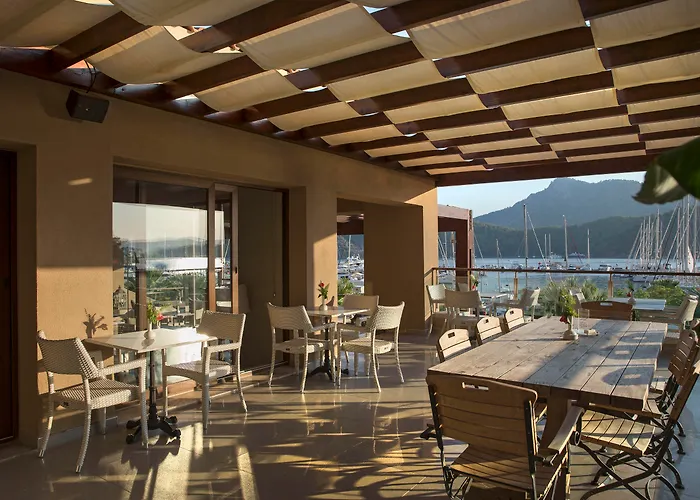 Hotel Marti Hemithea